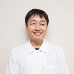 院長　唐見 和孝